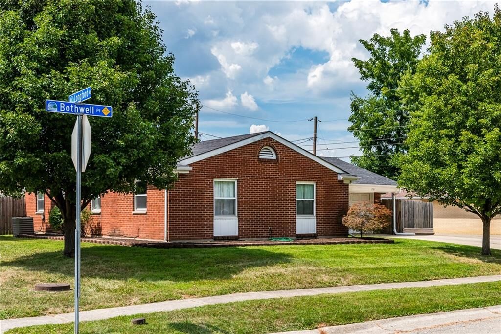 Property Photo:  7101 Bothwell Place  OH 45424 