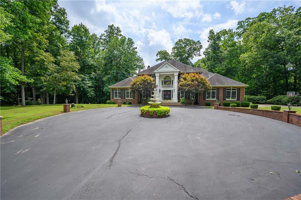 Property Photo: 565 E William And Mary Drive IN 46151