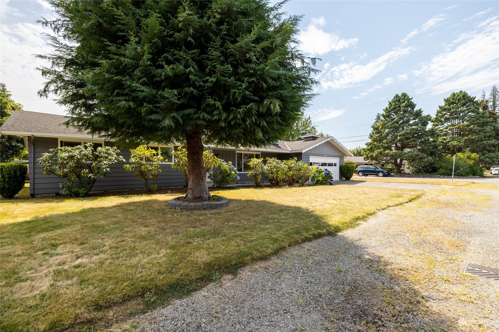 Property Photo:  1800 Sunset Drive  WA 98233 