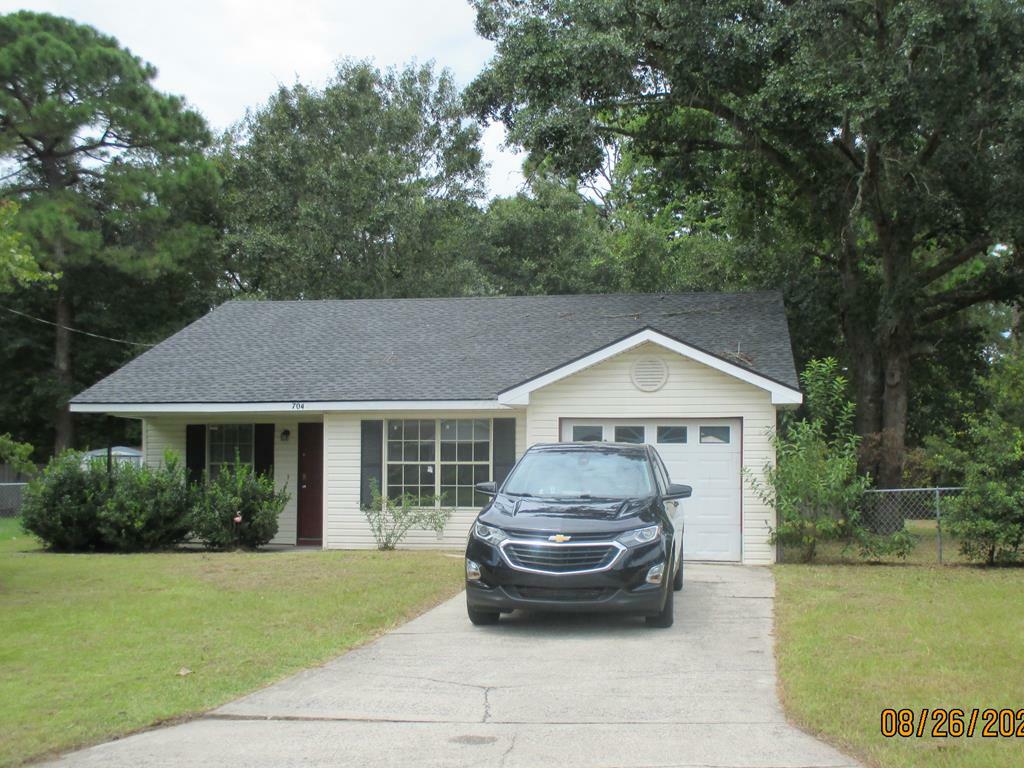 Property Photo:  704 Westridge Court  GA 31313 