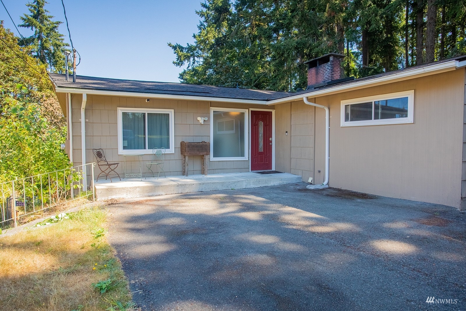 Property Photo:  1526 Crestview Drive  WA 98312 