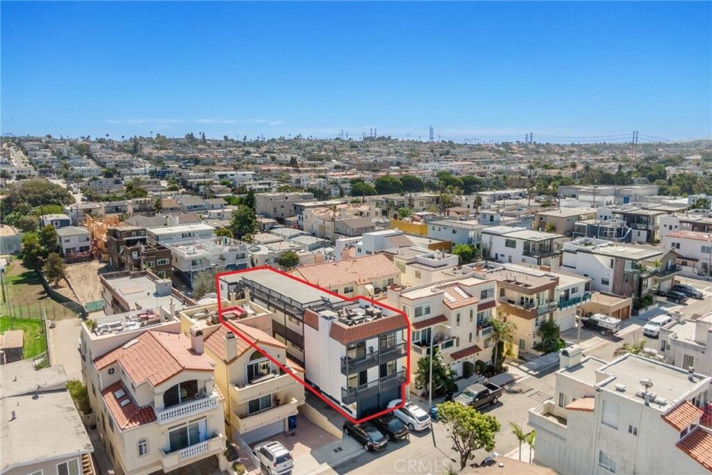 Property Photo:  850 Loma Drive  CA 90254 