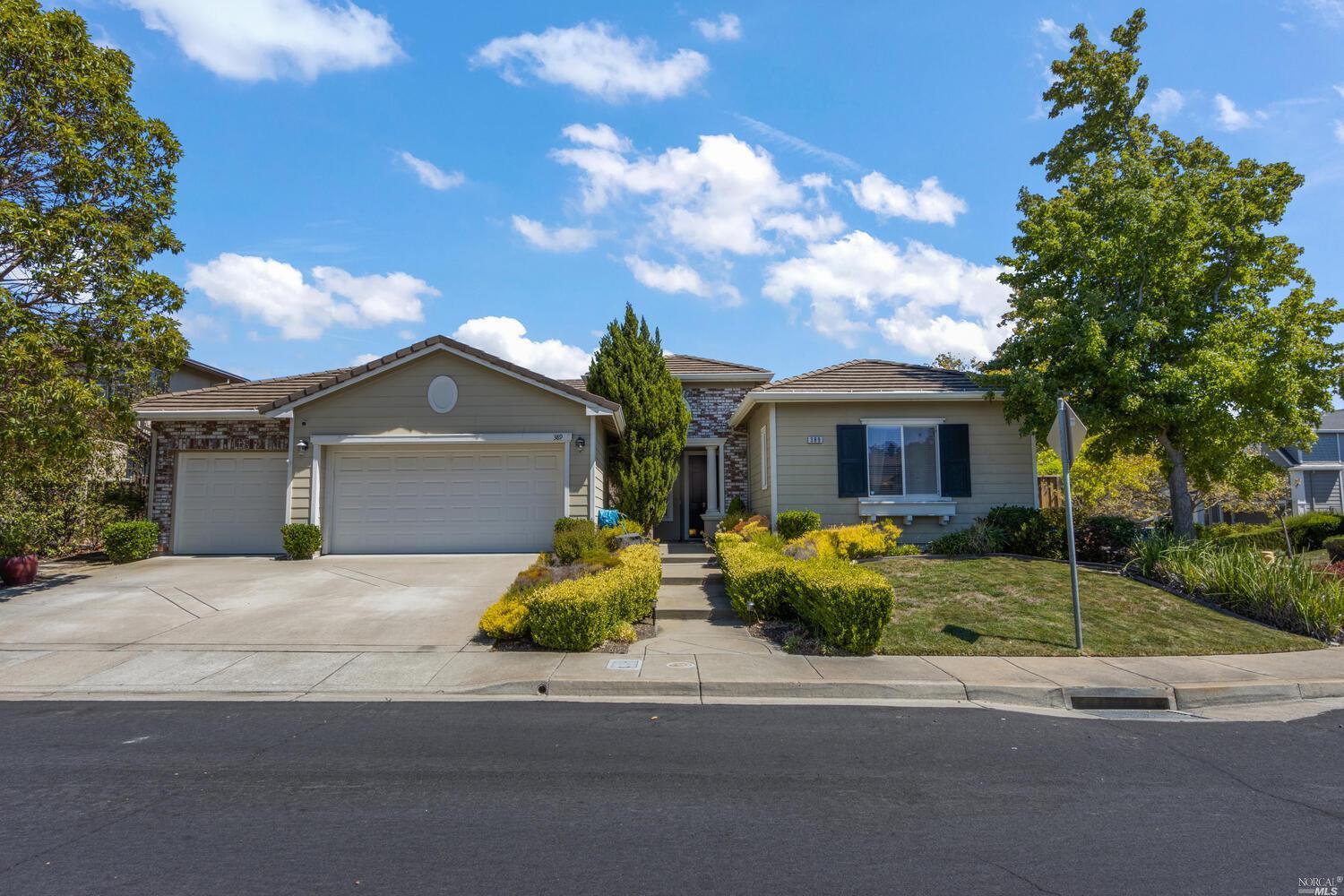 Property Photo:  389 Wool Court  CA 94510 