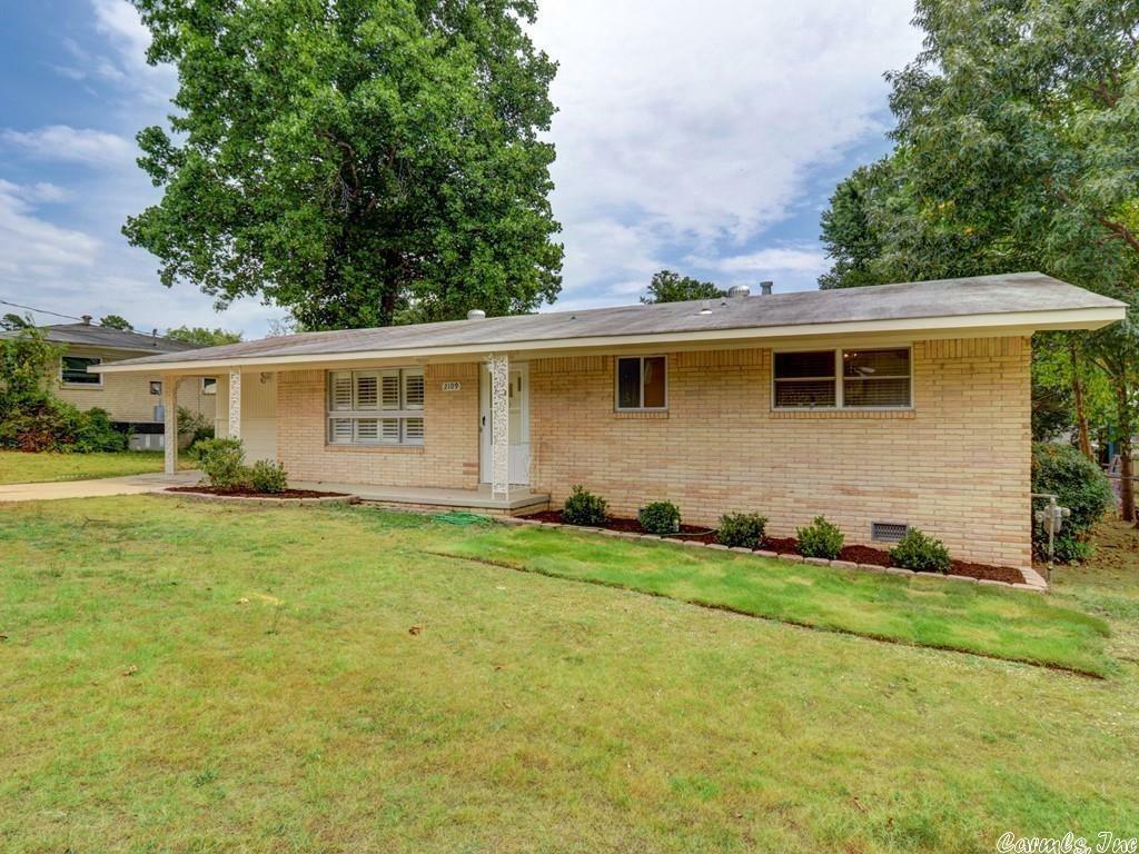 Property Photo: 2109 Hobson Avenue AR 71913