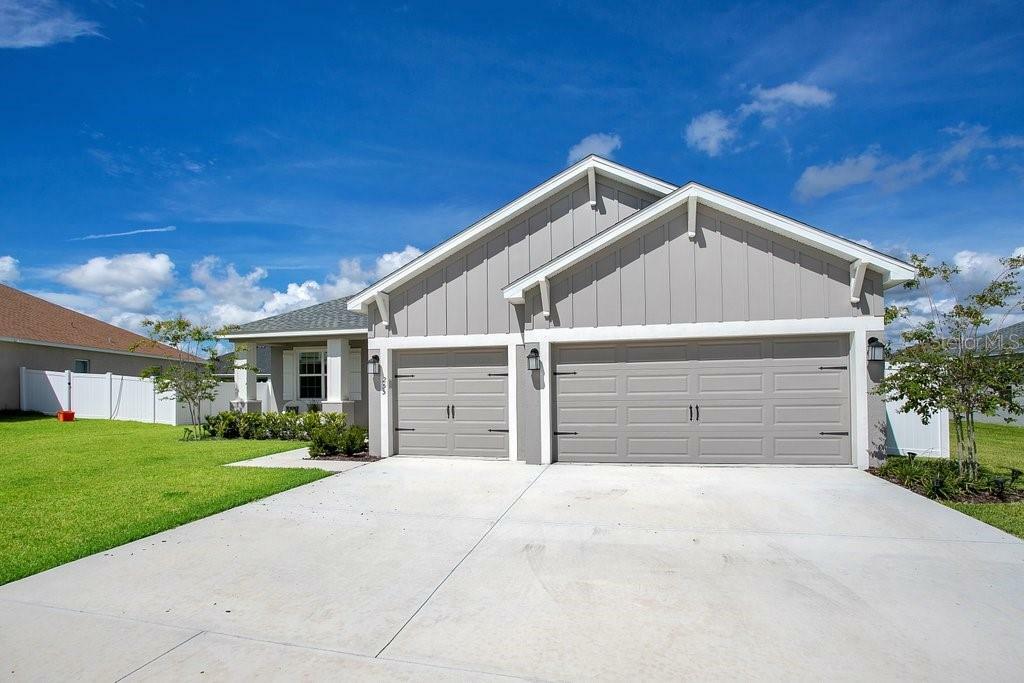 Property Photo:  255 Travelers Creek Drive  FL 33823 