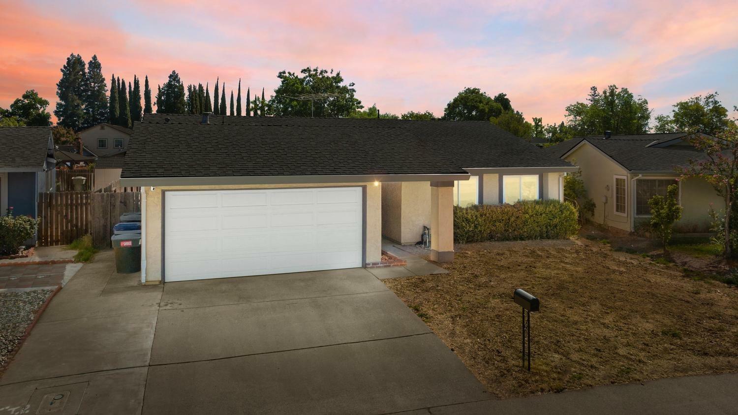 Property Photo:  4209 Rose Valley Way  CA 95826 