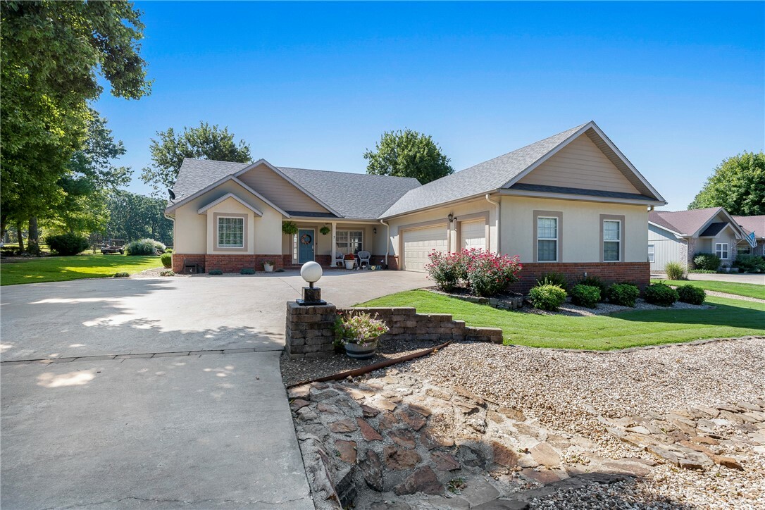 Property Photo:  7 Monikie Circle  AR 72715 