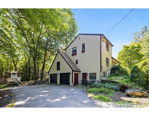 Property Photo:  35 Pine Ridge Cir  NH 03873 
