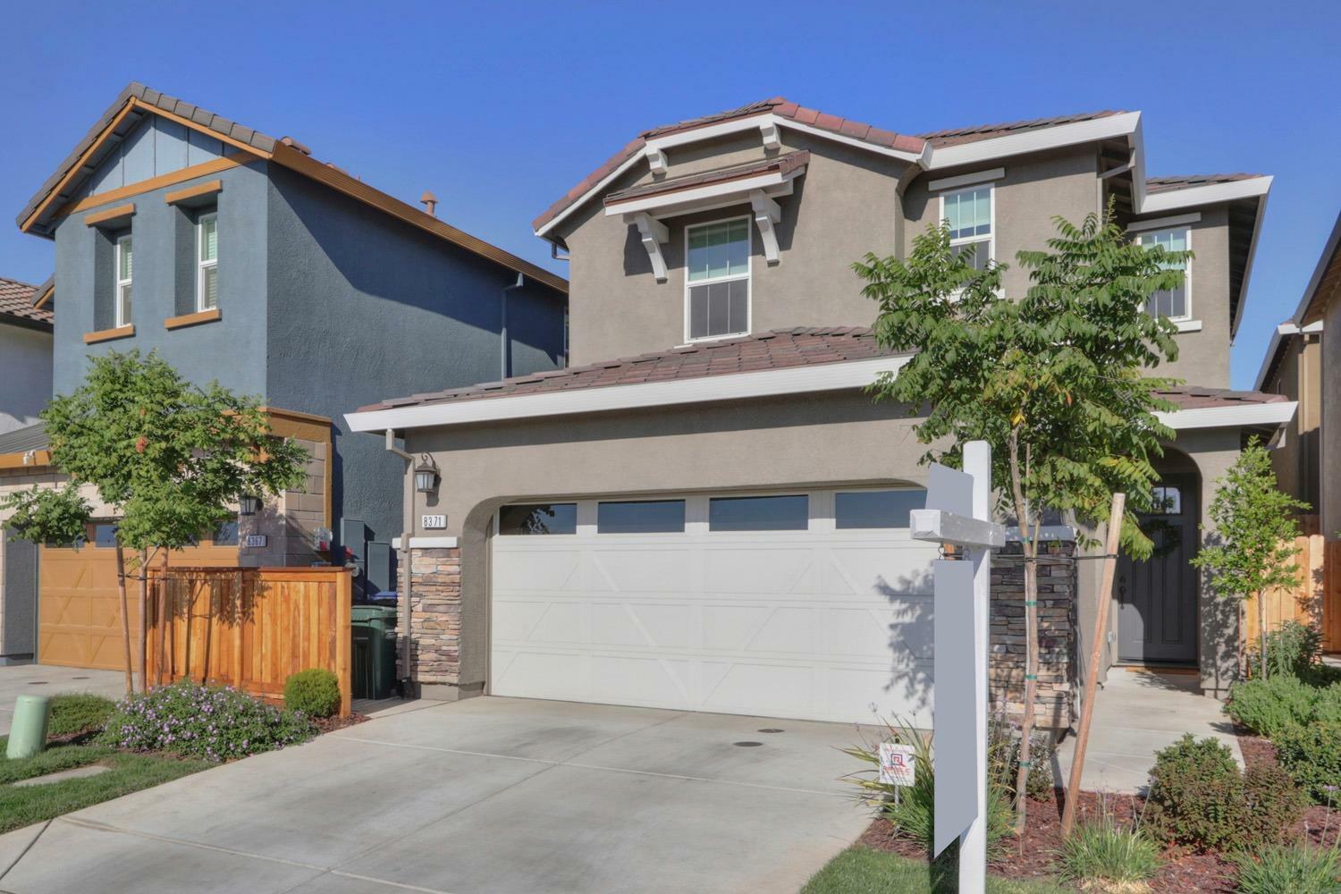 Property Photo:  8371 Frontera Drive  CA 95829 