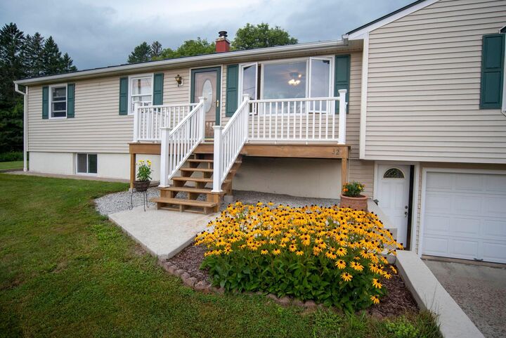 Property Photo:  32 Beech Street  VT 05641 