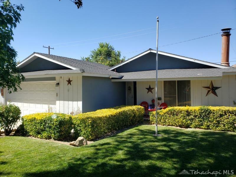 Property Photo:  49516 Alan Avenue  CA 93561 