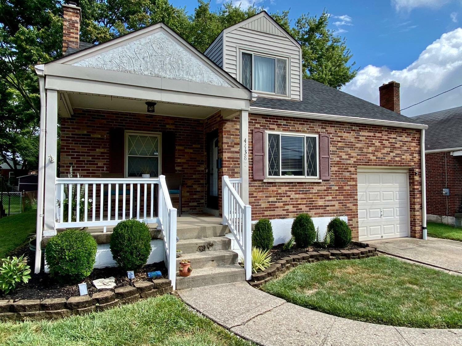 Property Photo: 4438 Redmont Ave OH 45236