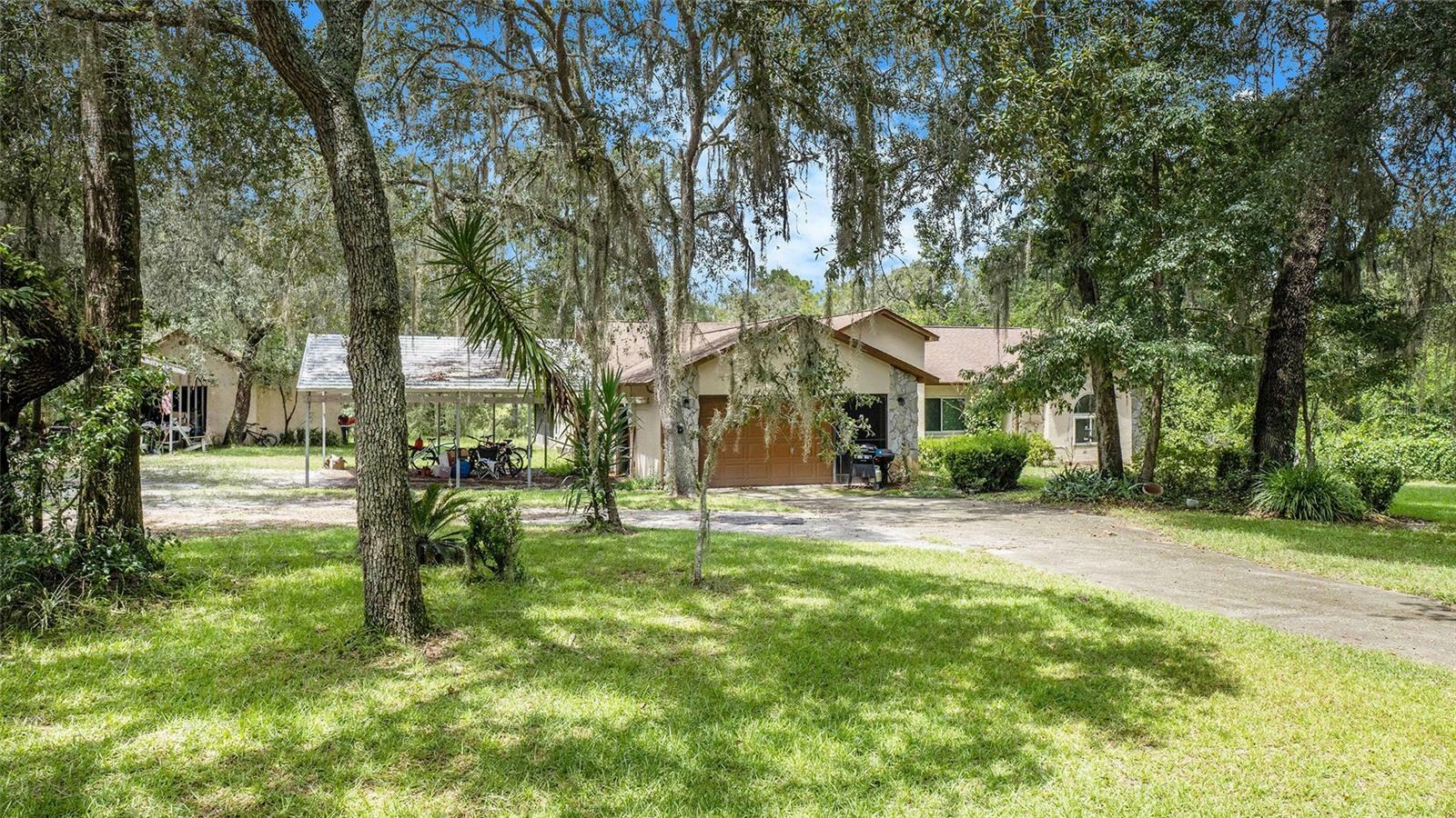 Property Photo: 7111 Ricker Avenue FL 33597