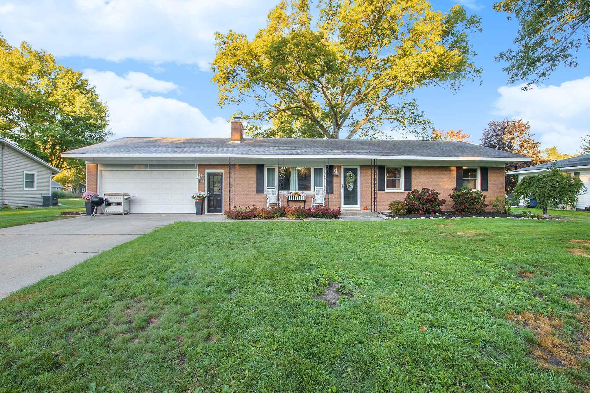 Property Photo: 16457 Lannin Lane MI 49456