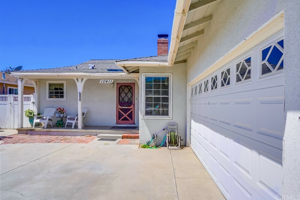 Property Photo: 10411 Fortrose Court CA 90603