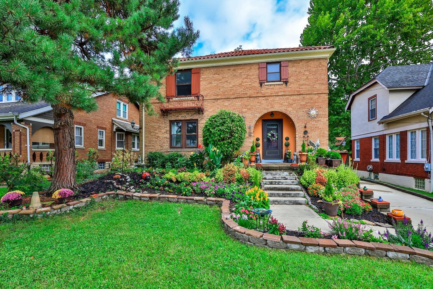 Property Photo: 2970 Lischer Avenue OH 45211