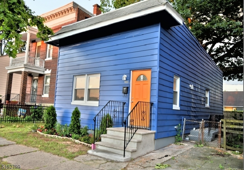 Property Photo:  280 Shepard Ave  NJ 07018 