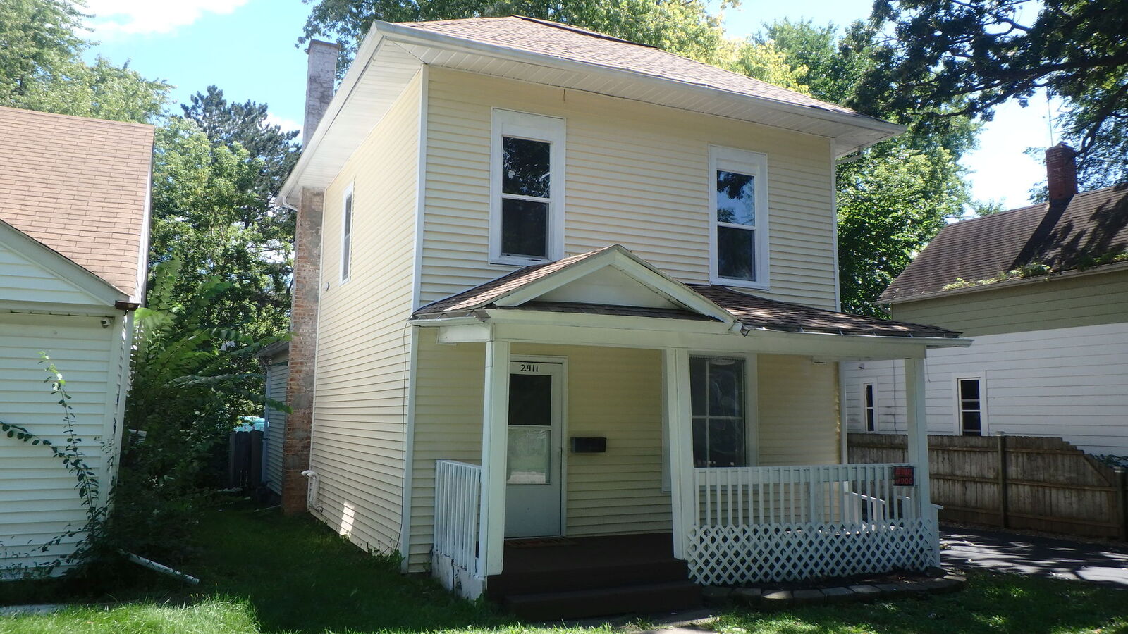 Property Photo:  2411 Gideon Avenue  IL 60099 