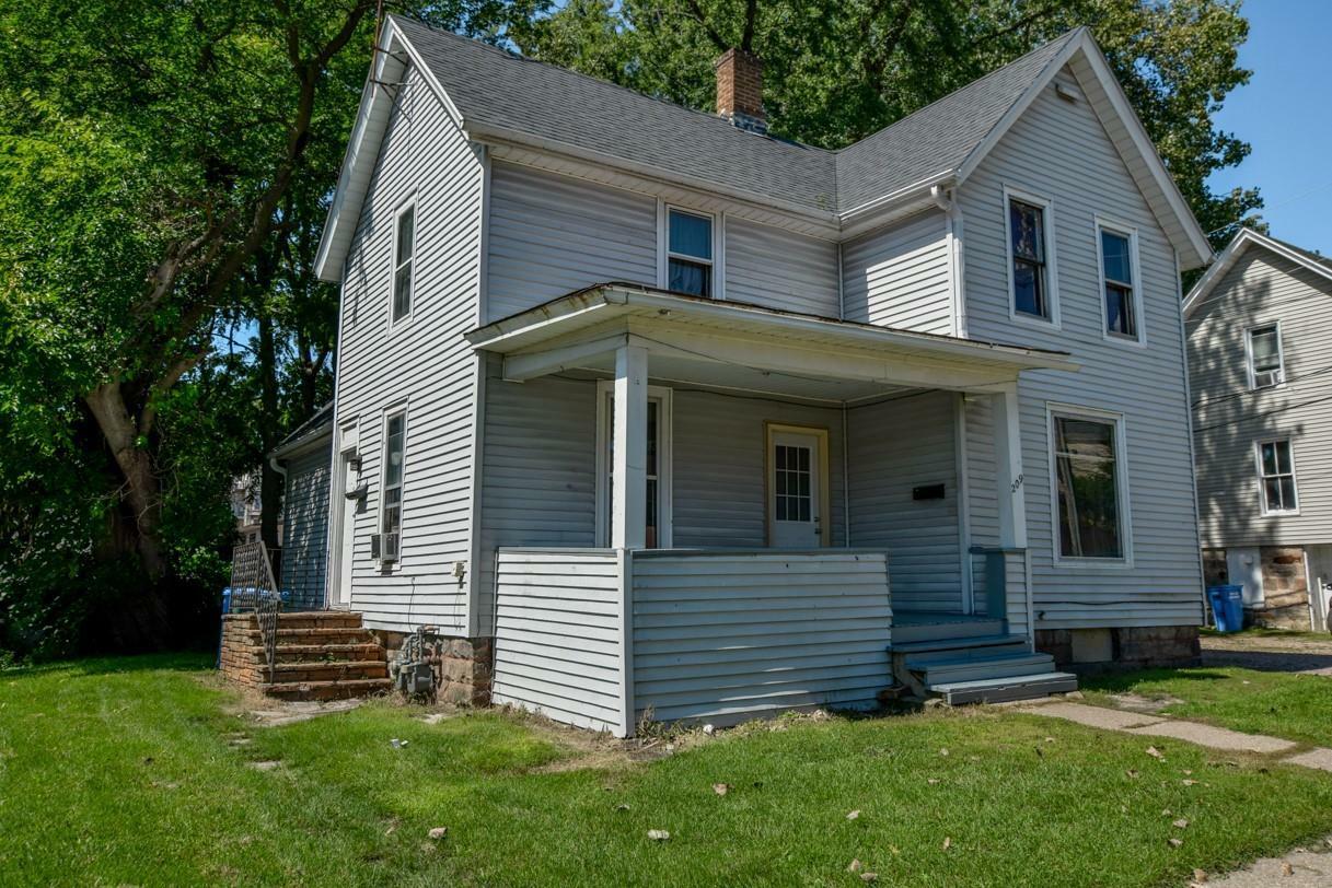 Property Photo:  209 East St  WI 53913 