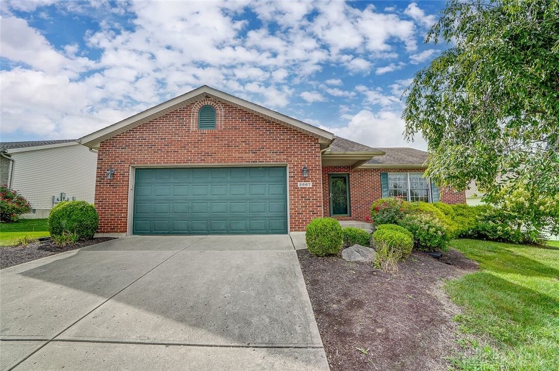 Property Photo: 2667 Tennessee Drive OH 45385