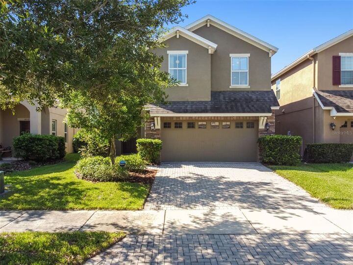 Property Photo:  16119 Starling Crossing Drive  FL 33547 