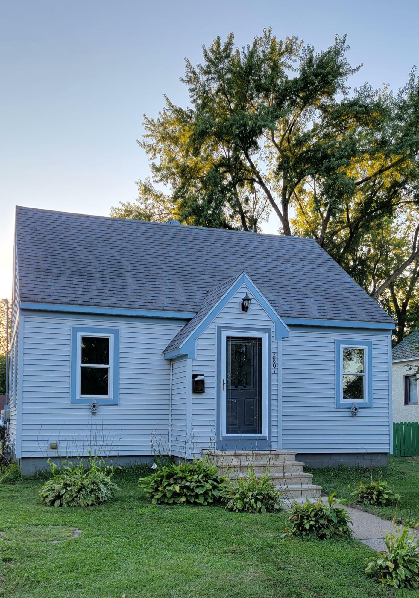 Property Photo:  2801 Harvey St  WI 54603 