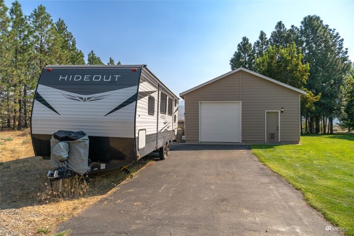 Property Photo: 46 Trail Ridge Drive WA 98841