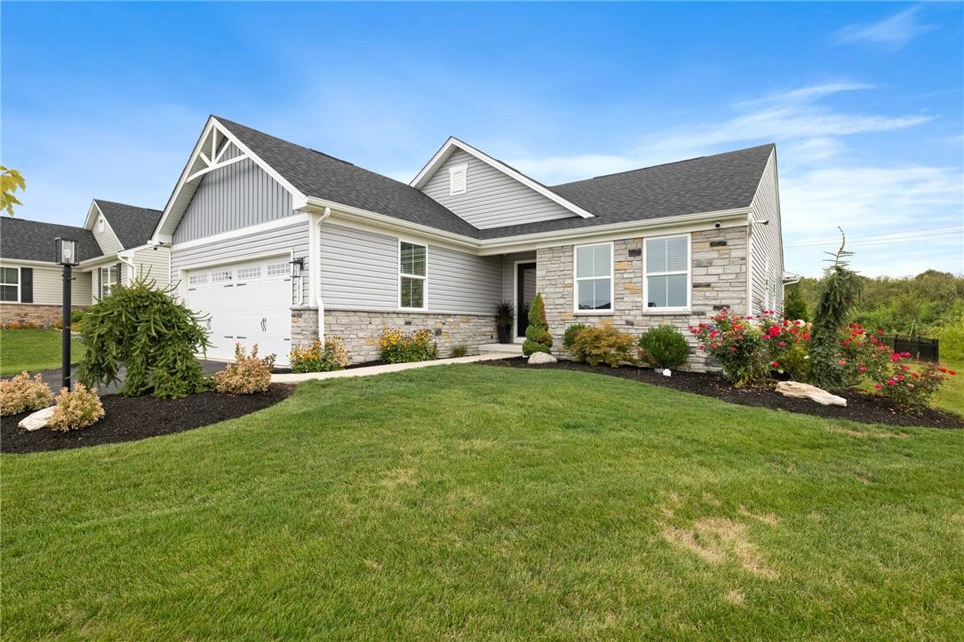 Property Photo:  1035 Rohan Ct  PA 15623 