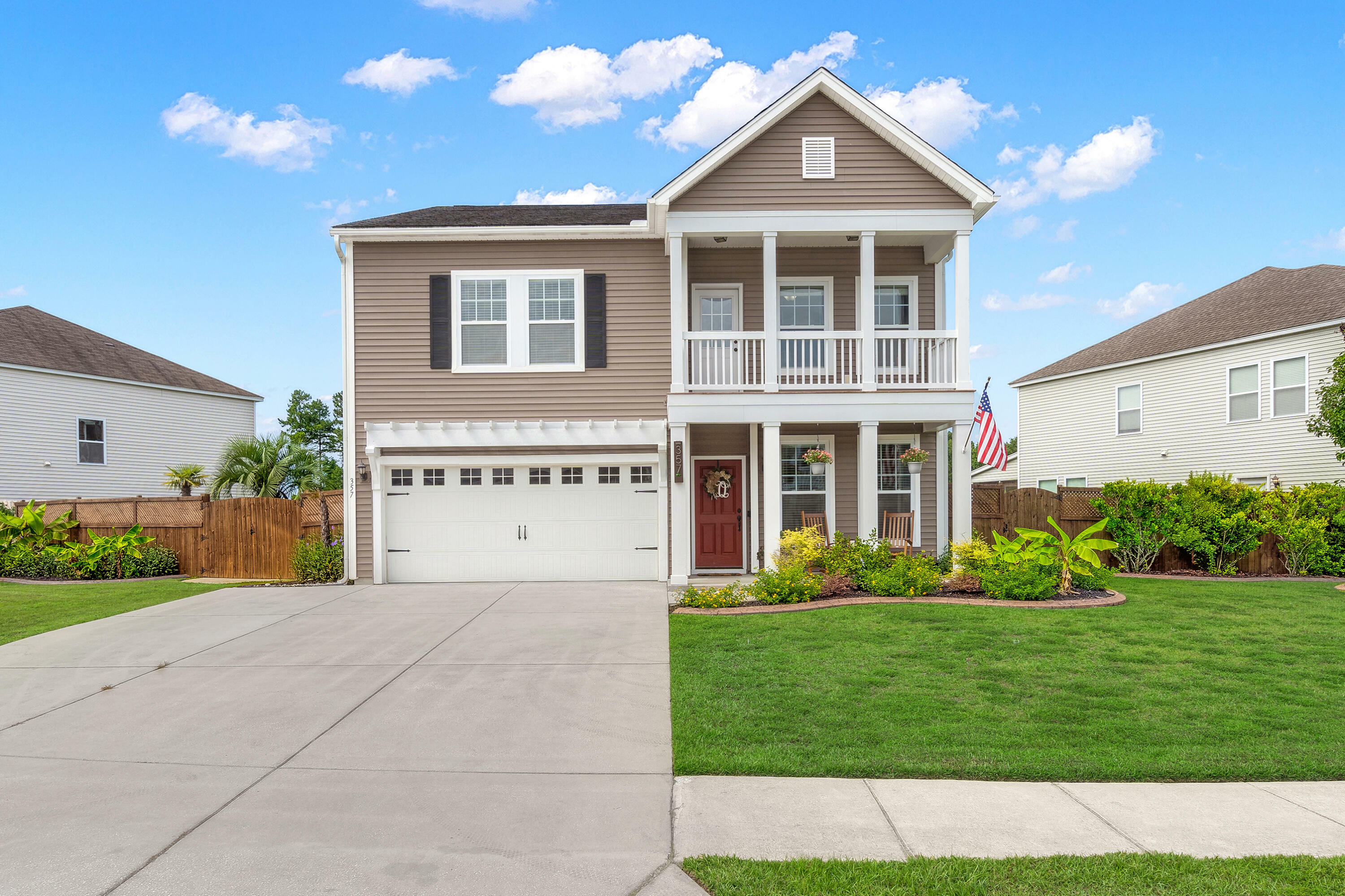 Property Photo: 357 Fox Ridge Lane SC 29461
