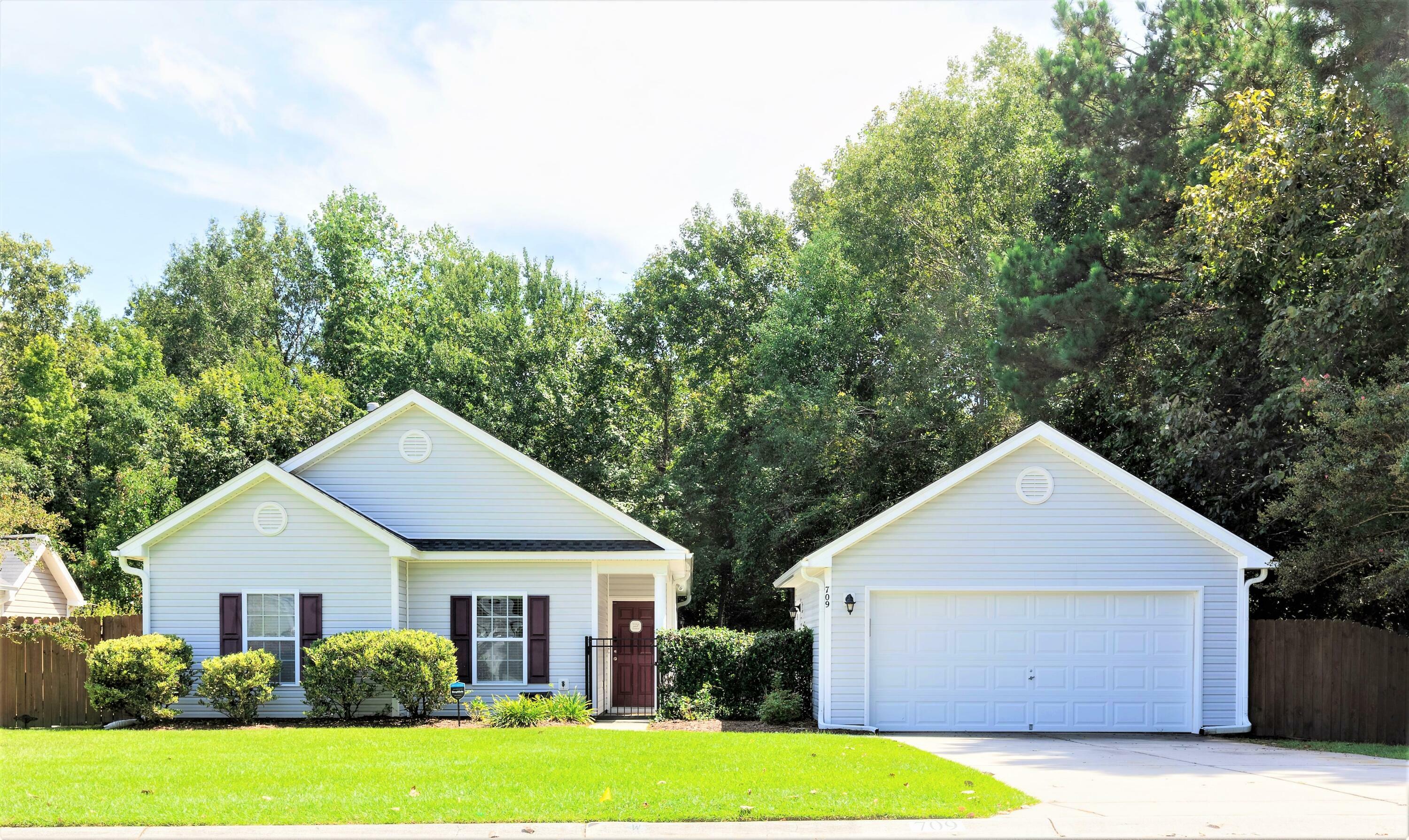 Property Photo:  709 Savannah River Drive  SC 29485 