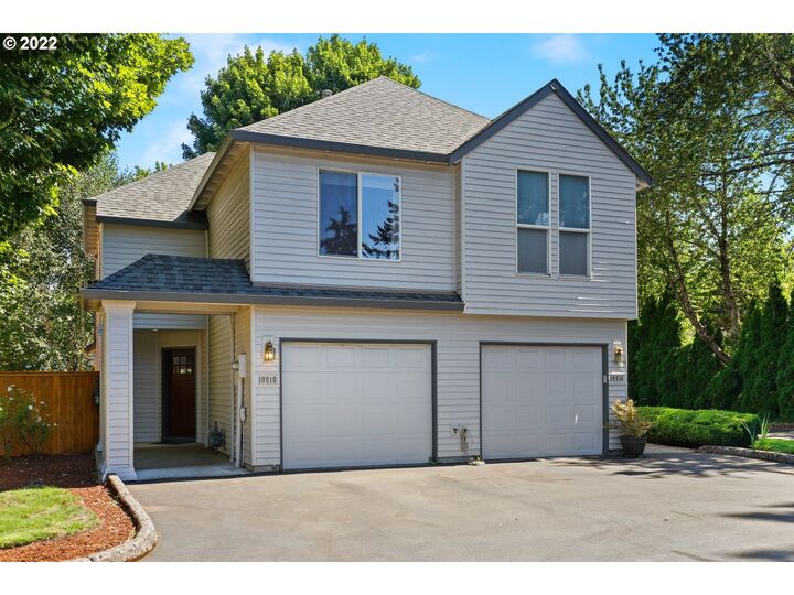 19810 SW Boones Ferry Rd  Tualatin OR 97062 photo