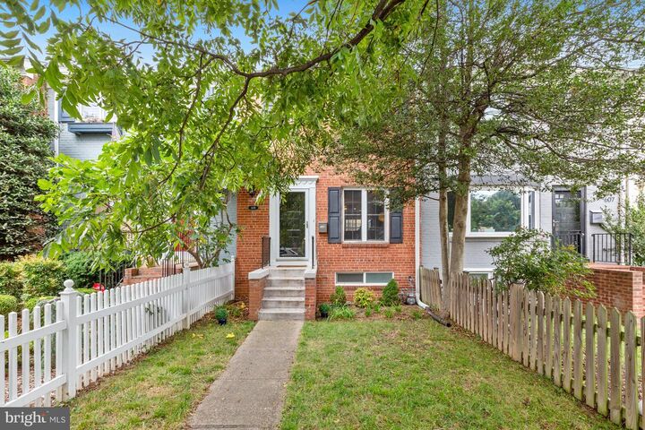 609 S Fayette Street  Alexandria VA 22314 photo