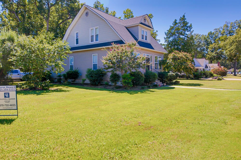 Property Photo:  67 Elm Street  AR 72364 