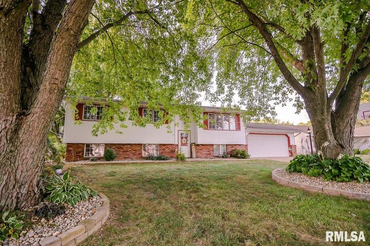 9741 W Guinivere  Mapleton IL 61547 photo