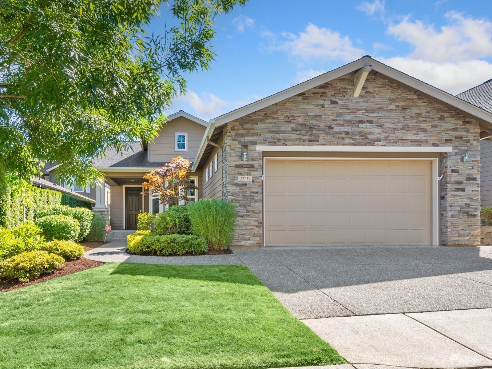 Property Photo: 23737 NE 127th Street WA 98053