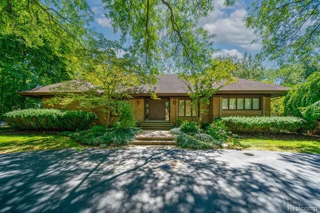 4132 Winterset Lane  West Bloomfield Twp MI 48323 photo