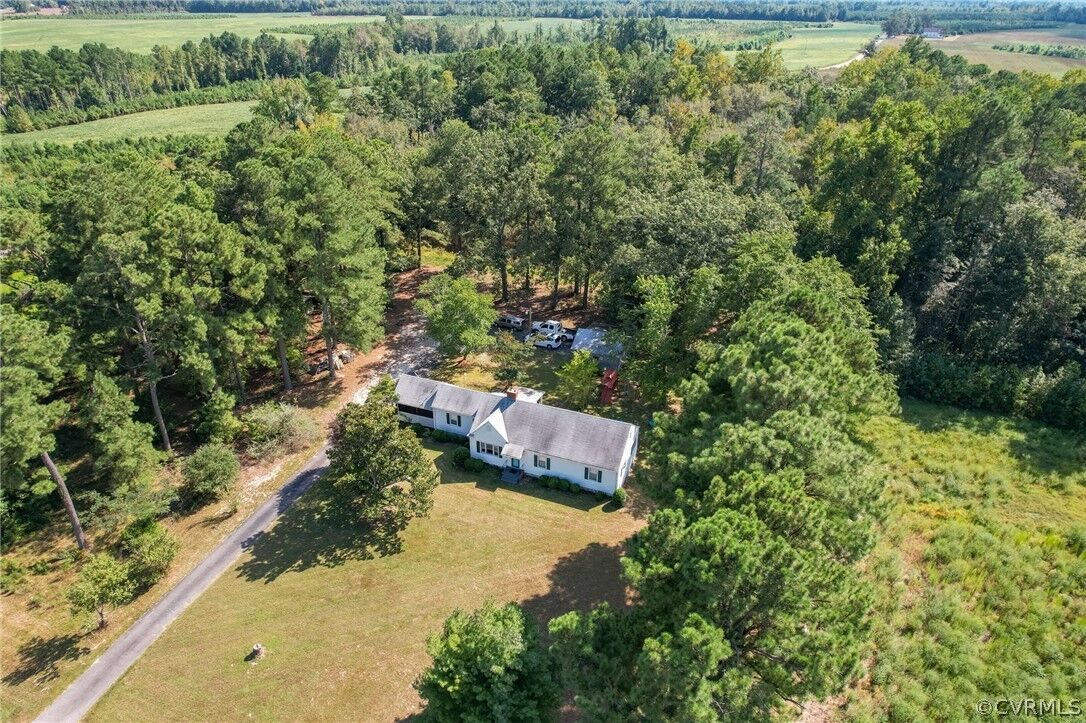 Property Photo: 24715 Carson Road VA 23841