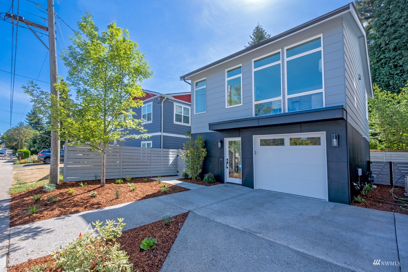 Property Photo:  507 N 90th Street  WA 98103 