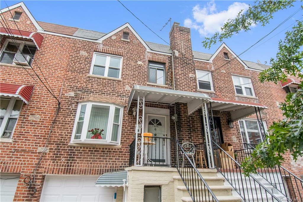 Property Photo: 1906 Radcliff Avenue NY 10462