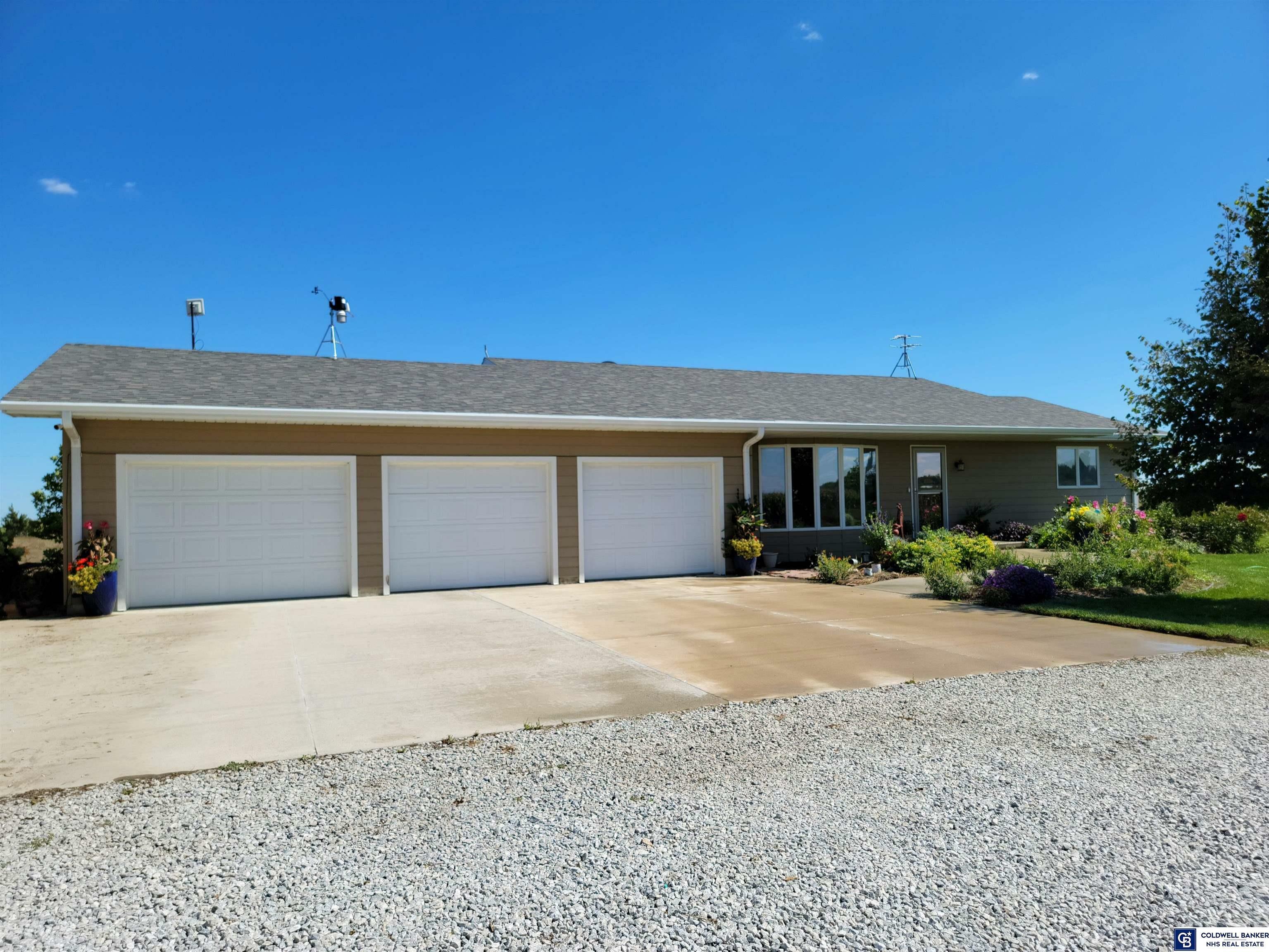 Property Photo:  1405 Road I  NE 68467 