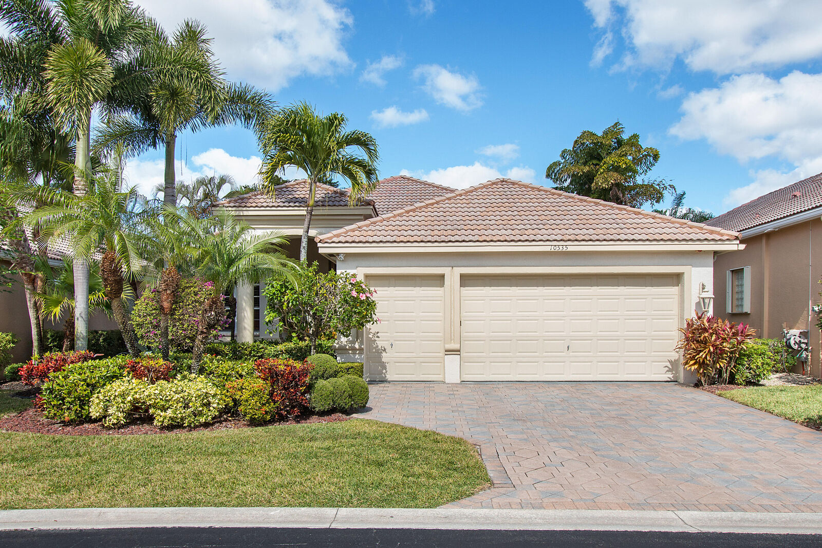 Property Photo: 10535 Laurel Estates Lane FL 33449