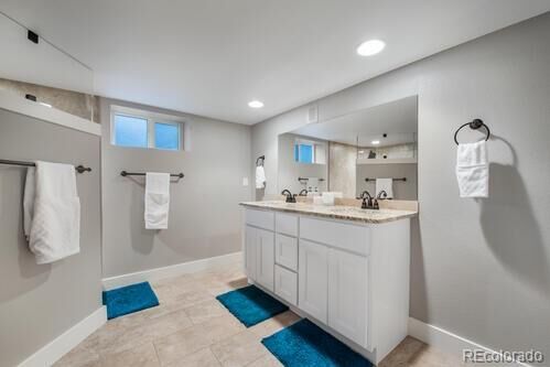 Property Photo:  581 S University Boulevard  CO 80209 