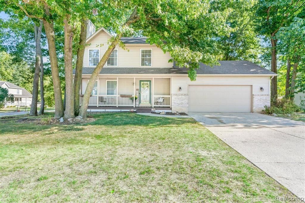 Photo de la propriété:  2277 N Laurel Oak Drive  MI 48855 7678 