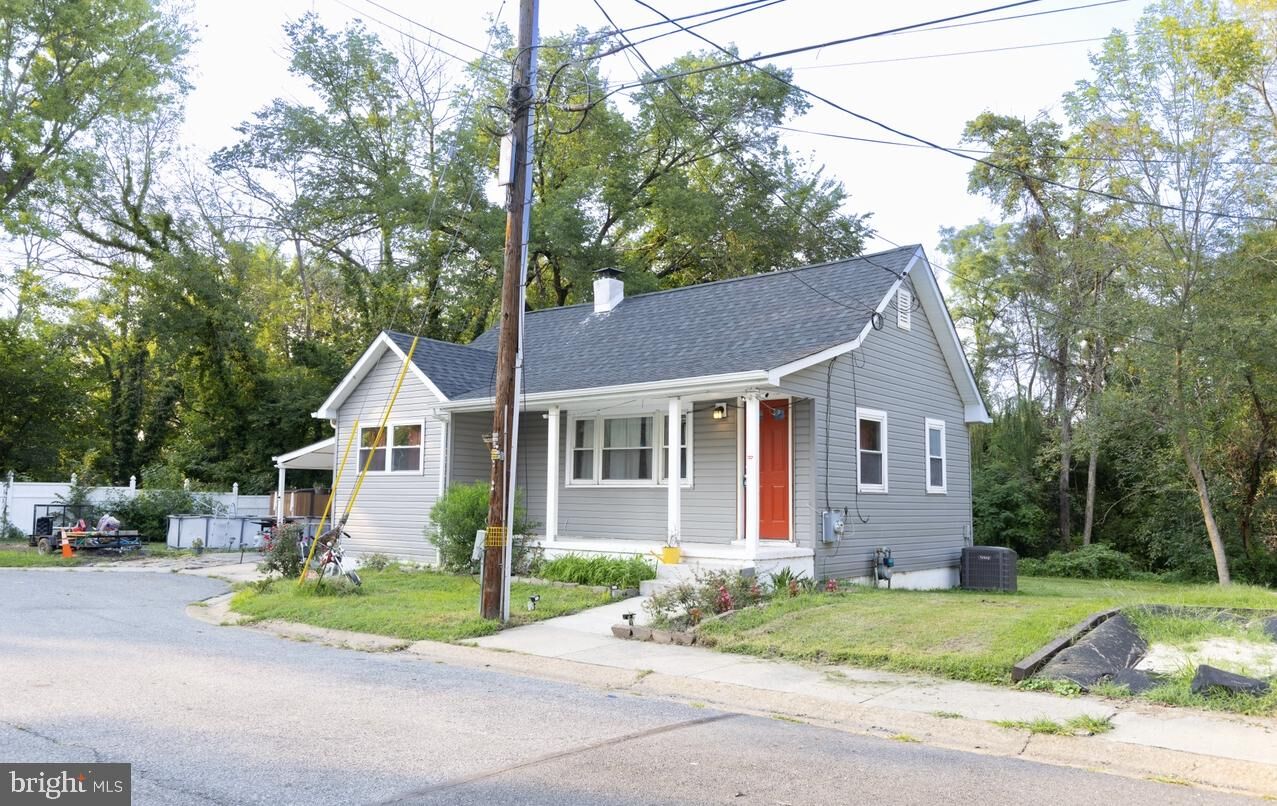 Property Photo:  205 Atlantic Avenue  DE 19804 