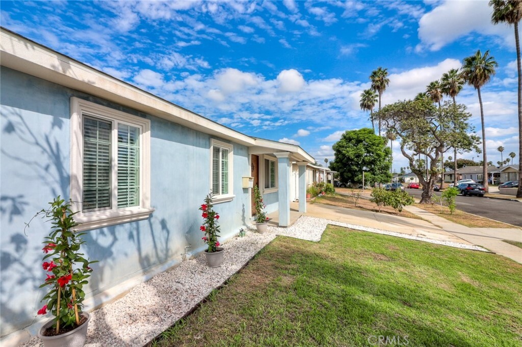Property Photo:  18629 Billings Avenue  CA 90746 