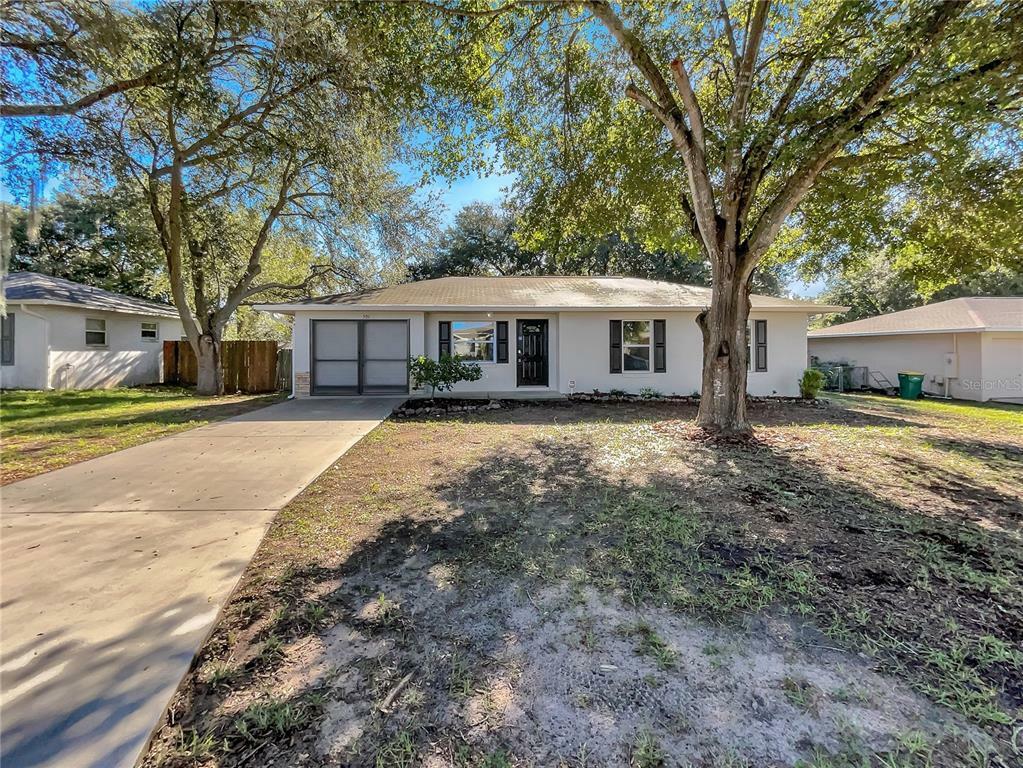 Property Photo:  501 Windridge Place  FL 32778 