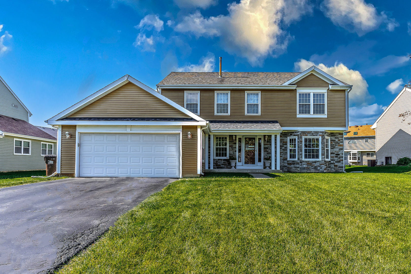 Property Photo: 536 Monarch Drive IL 60014