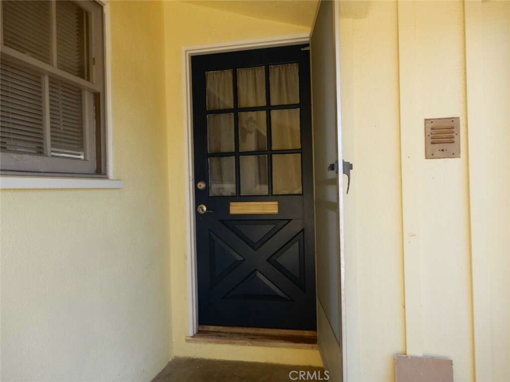 Property Photo:  526 S Dustin Place  CA 92806 