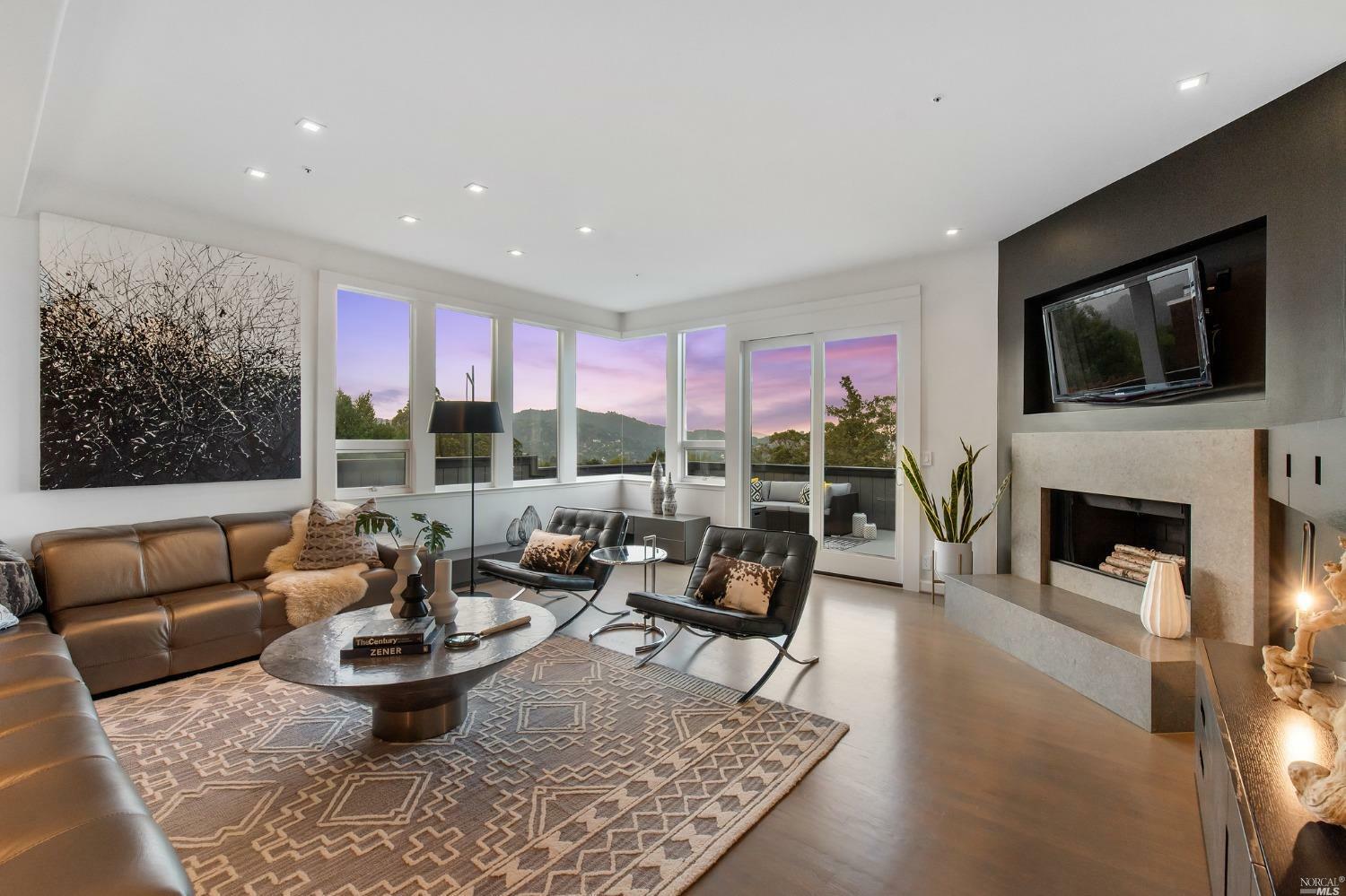 Property Photo:  1007 Greenhill Road  CA 94941 