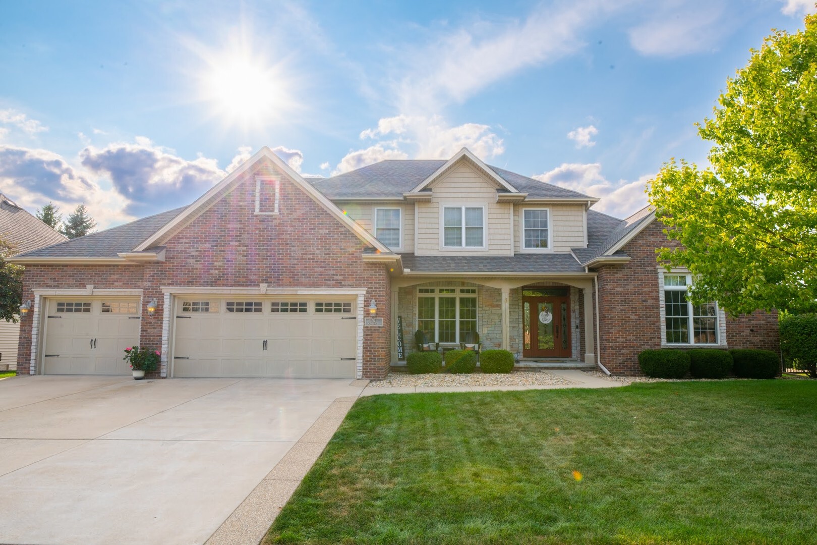 Property Photo: 6 Kilborn Court IL 61704
